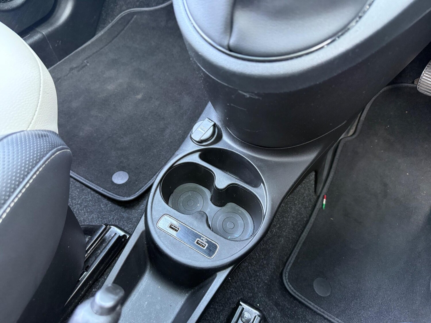 Used Fiat 500 for sale - 77940063: Photo 34