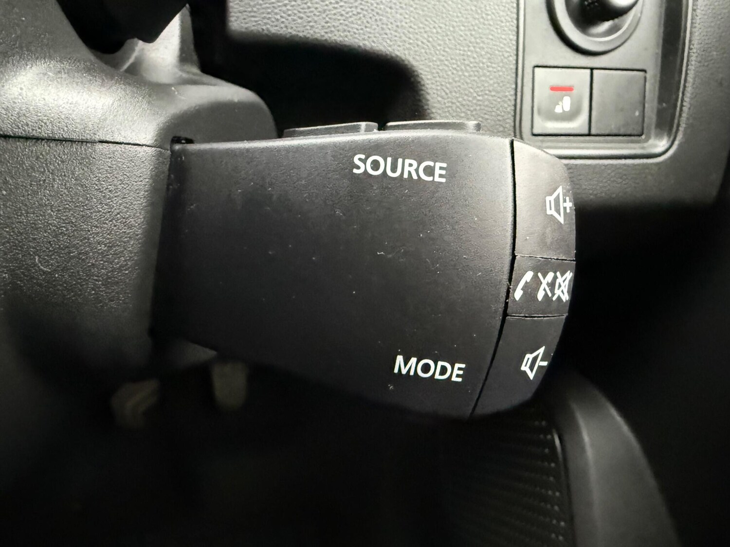 Used Dacia Duster 2022 for sale - 77468055: Photo 35