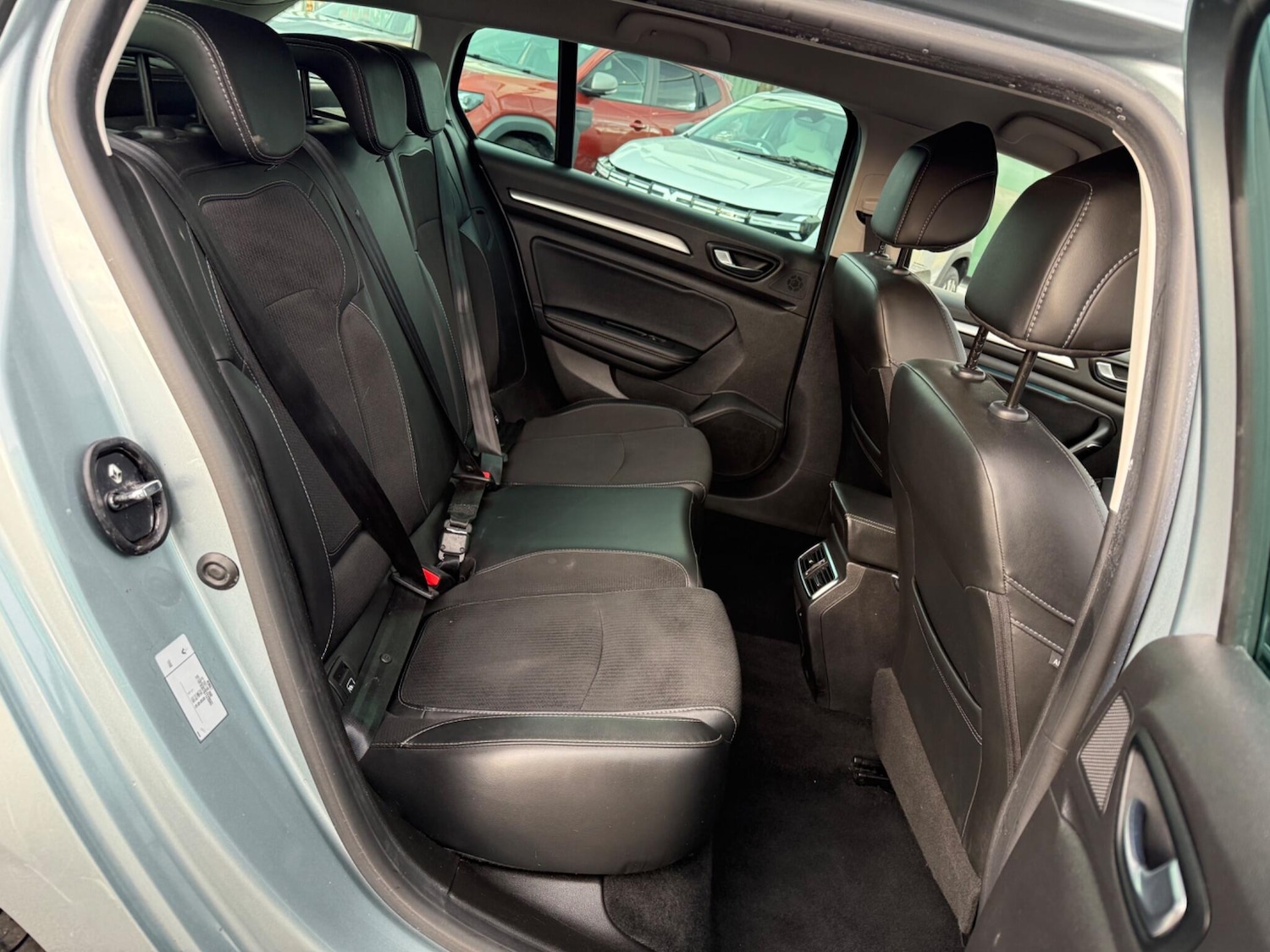 Used Renault Megane for sale - 77909192: Photo 9