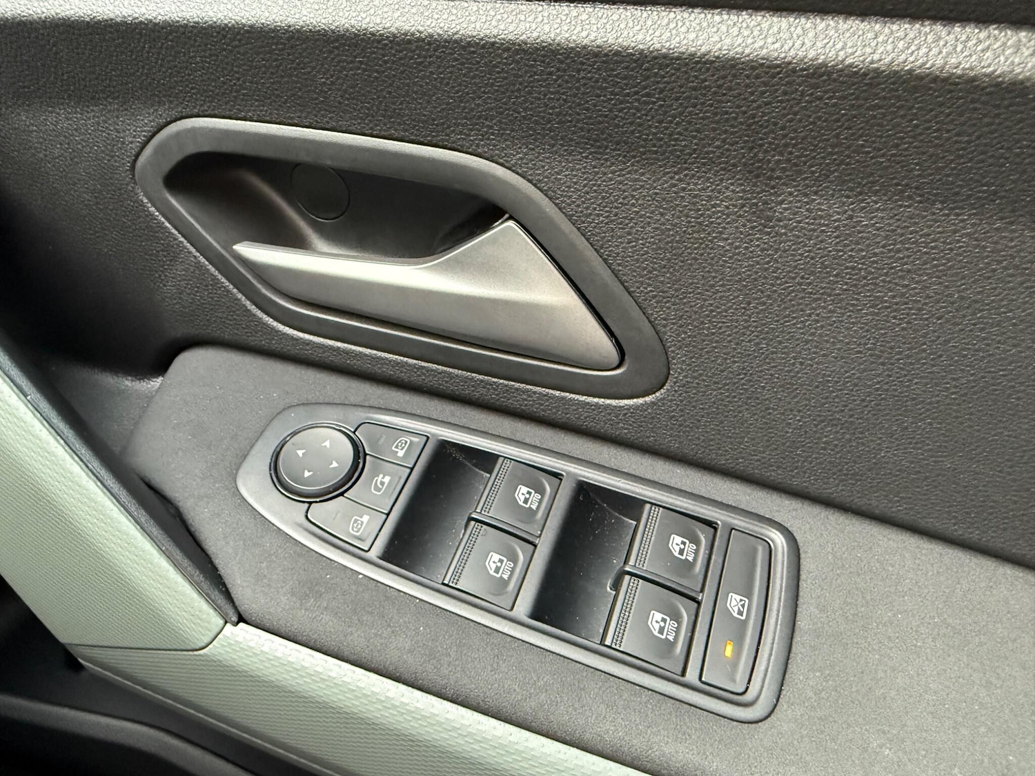 Used Dacia Duster 2025 for sale - 76765485: Photo 45