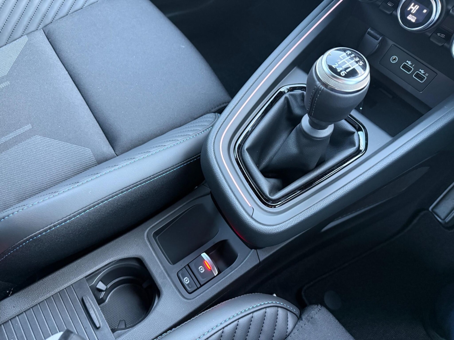 Used Renault Clio 2025 for sale - 77131551: Photo 33