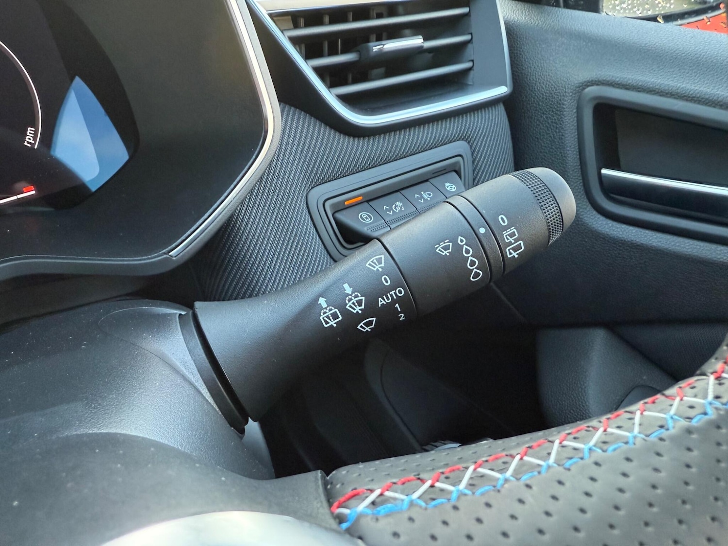 Used Renault Clio 2025 for sale - 77131551: Photo 40