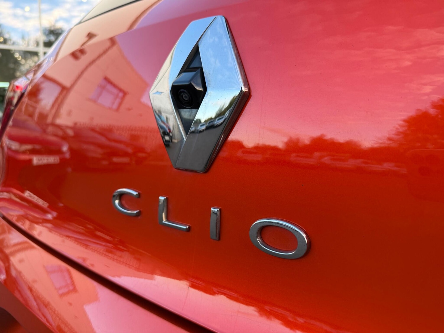 Used Renault Clio 2023 for sale - 76926537: Photo 10