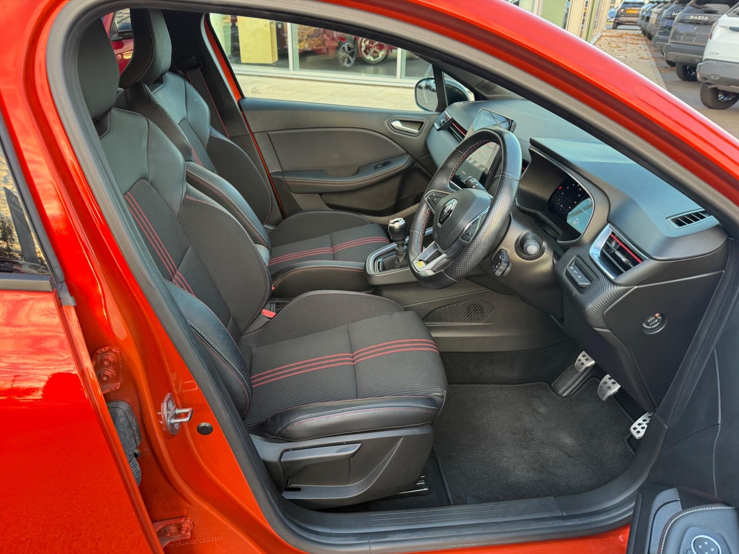 Used Renault Clio 2023 for sale - 76926537: Photo 18