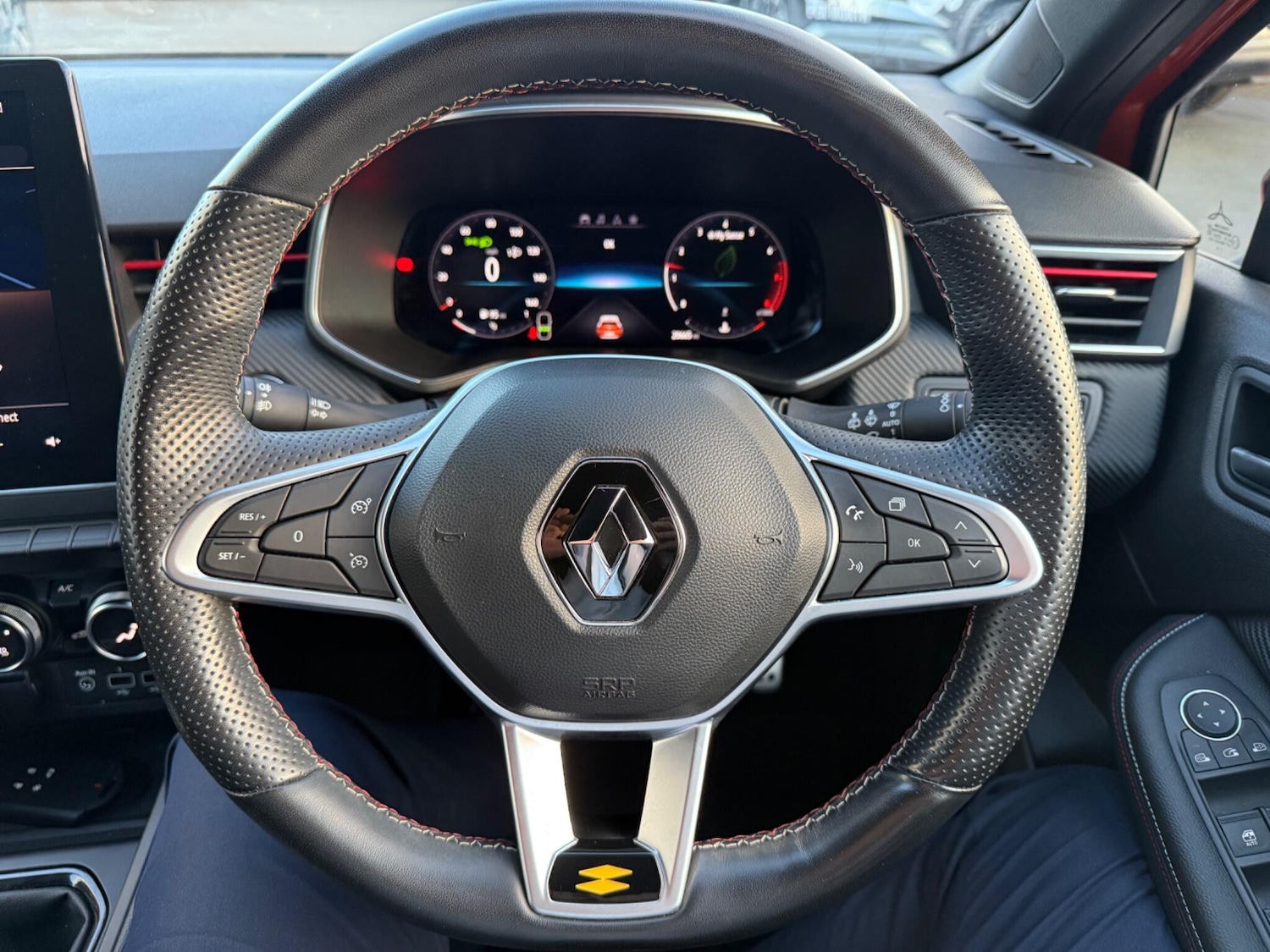 Used Renault Clio 2023 for sale - 76926537: Photo 22