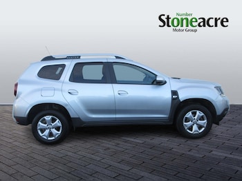 Used Dacia Duster 2021 for sale - 76926250: Photo