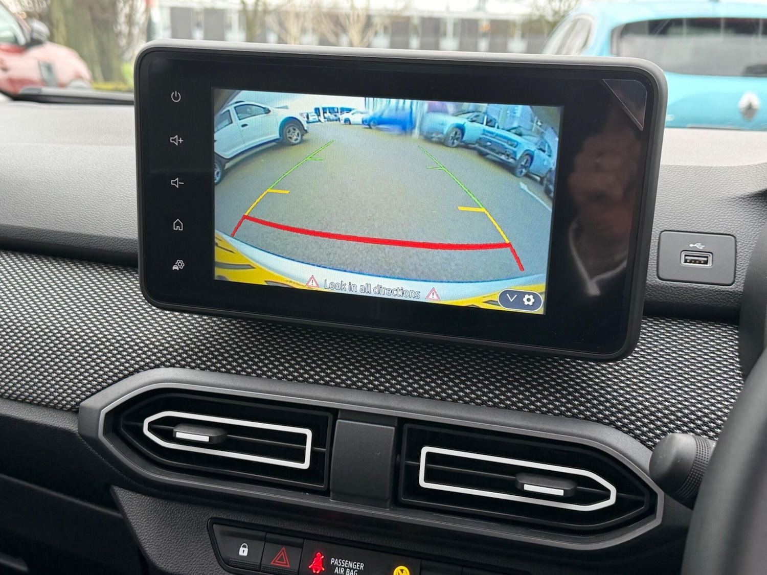 Used Dacia Sandero 2023 for sale - 77468738: Photo 28