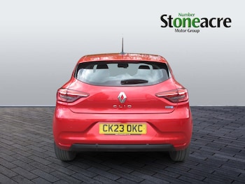 Used Renault Clio 2023 for sale - 78763112: Photo