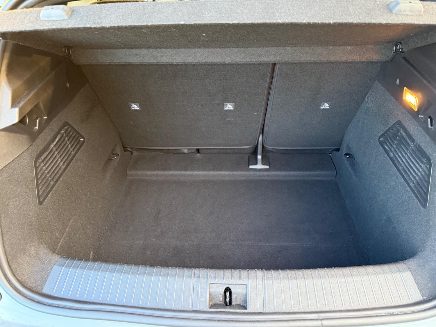 Used Renault Megane E Tech 2022 for sale - 76887207: Photo 23