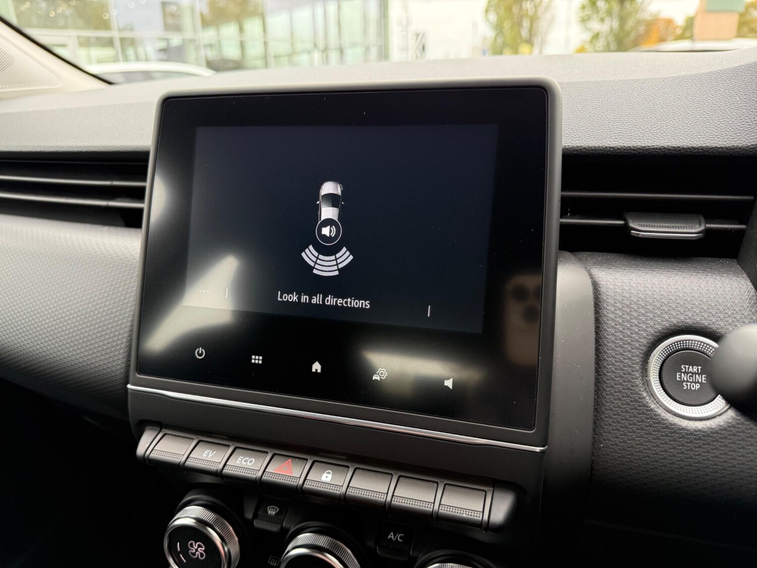 Used Renault Clio 2022 for sale - 76825123: Photo 29