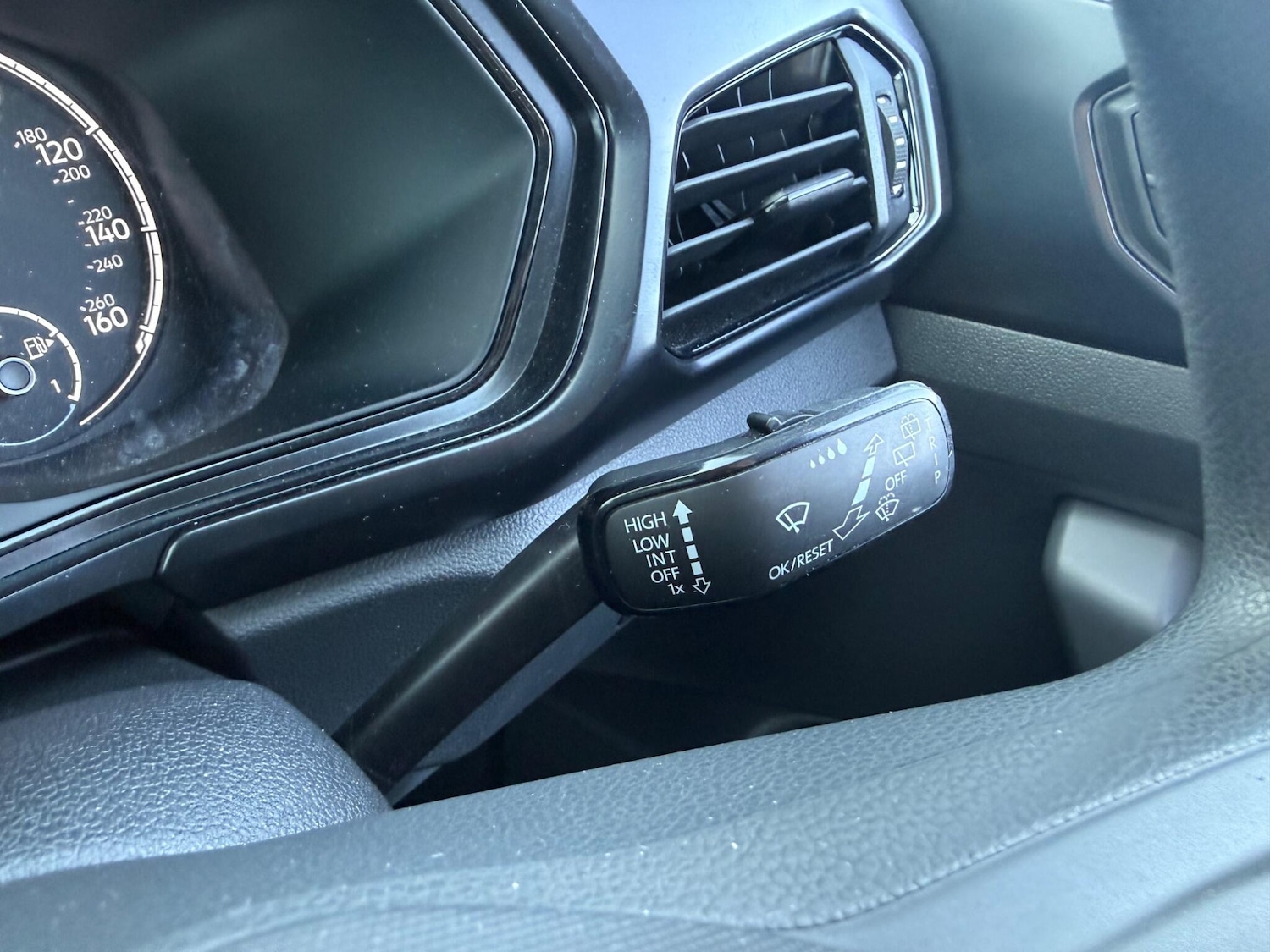 Used Volkswagen T-Cross for sale - 77753118: Photo 32