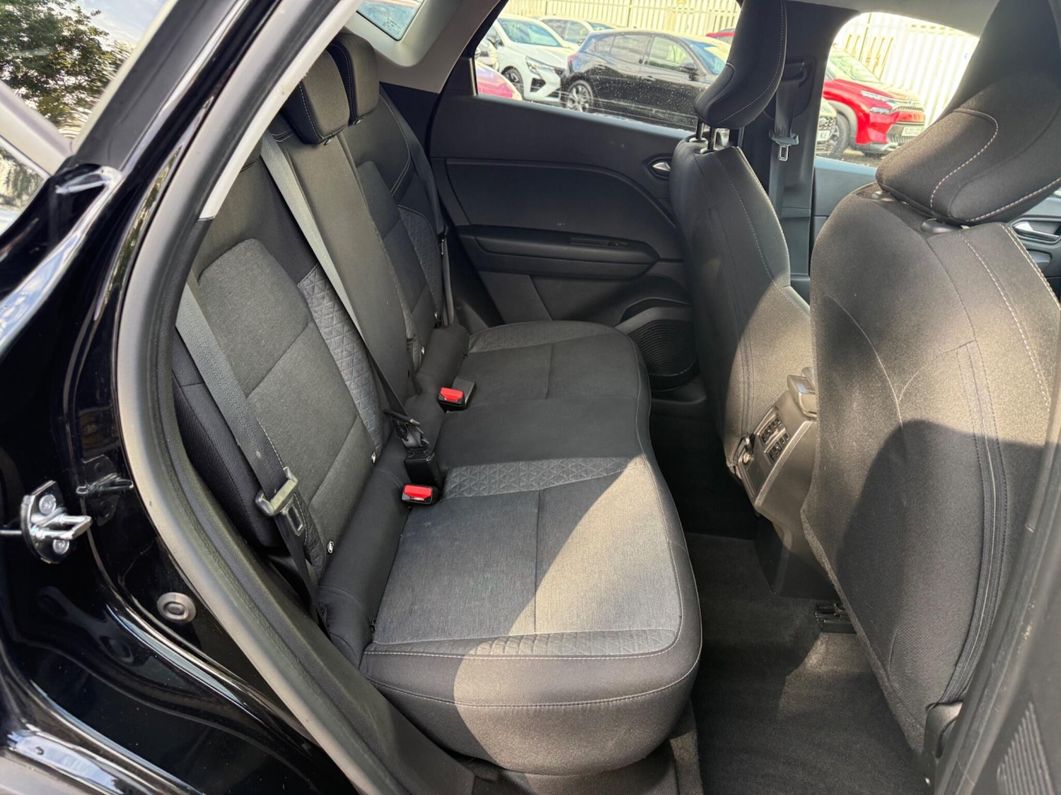 Used Renault Captur 2022 for sale - 76099124: Photo 17