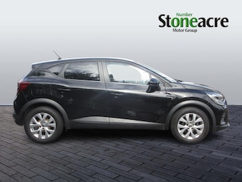 Used Renault Captur 2022 for sale - 76099124: Photo 2
