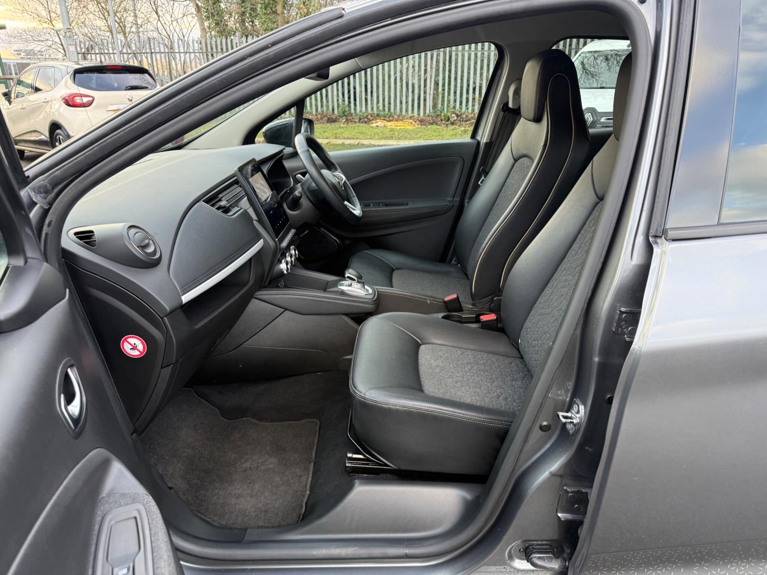 Used Renault Zoe 2022 for sale - 77710129: Photo 19