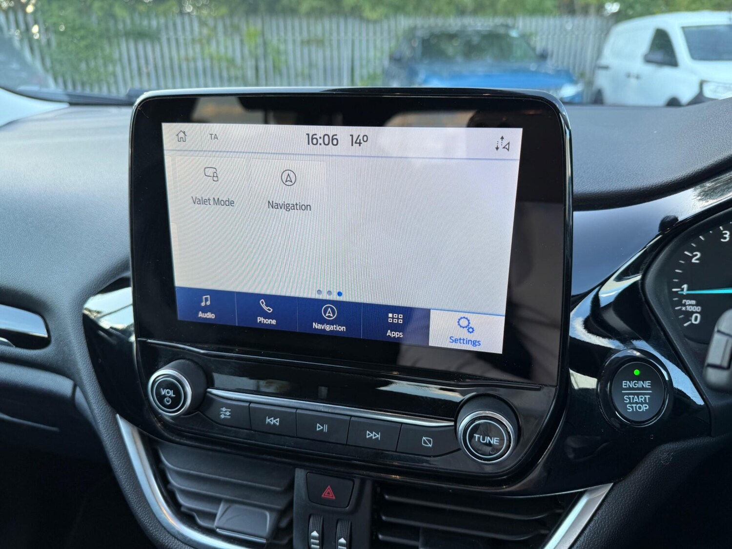 Vehicle 29