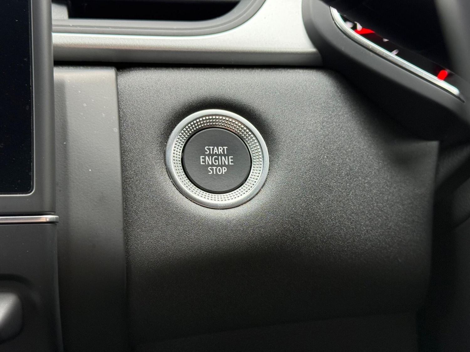 Used Renault Captur 2022 for sale - 77469044: Photo 30