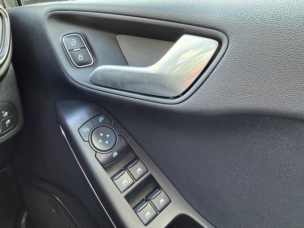 Used Ford Fiesta 2023 for sale - 75670398: Photo 38