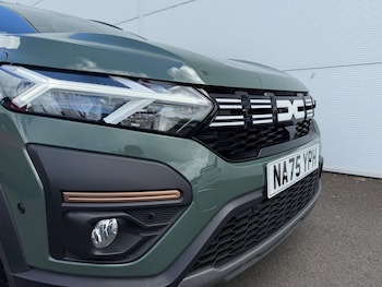 Used Dacia Jogger 2025 for sale - 78573447: Photo