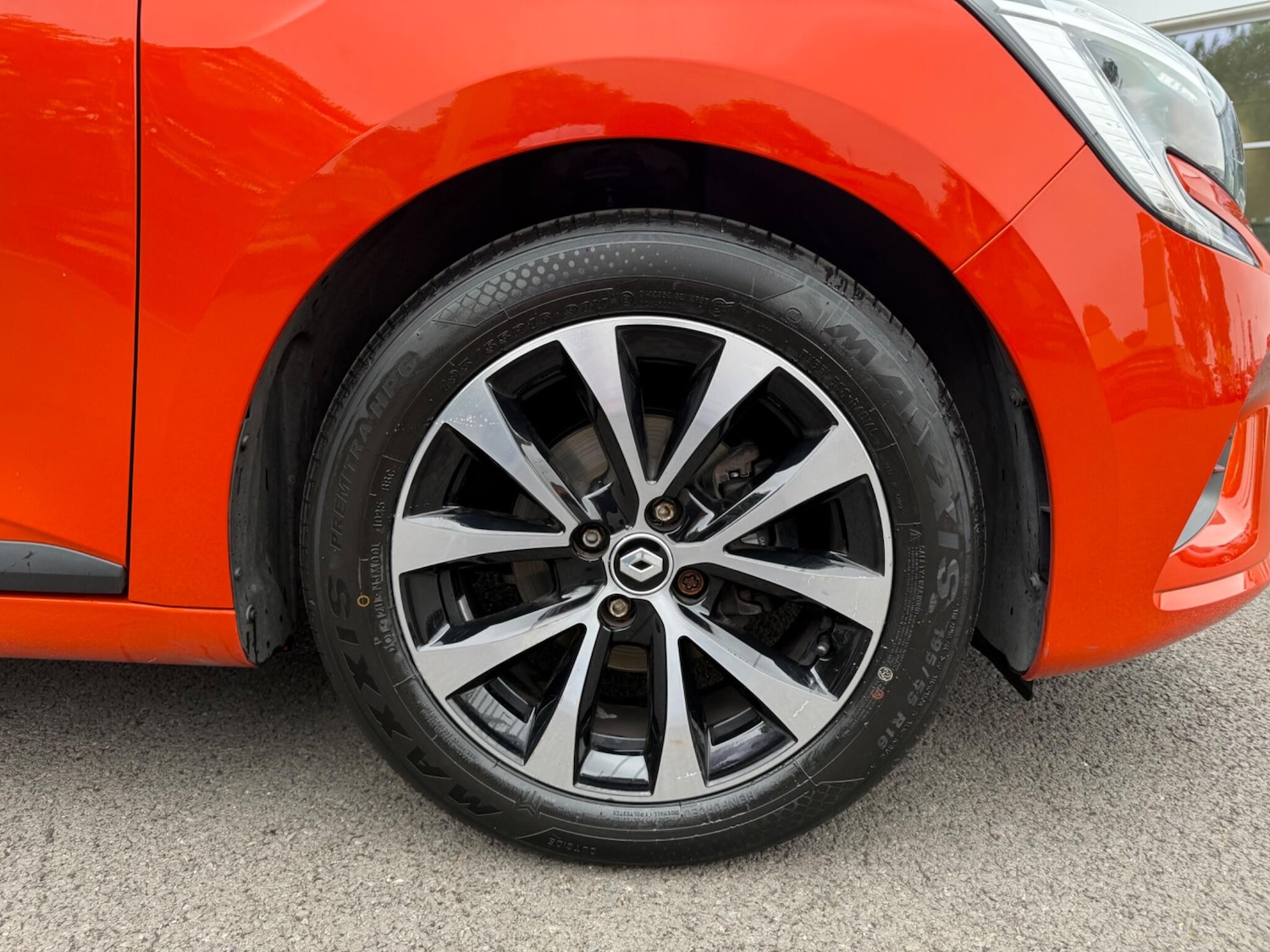 Used Renault Clio 2022 for sale - 76484438: Photo 11