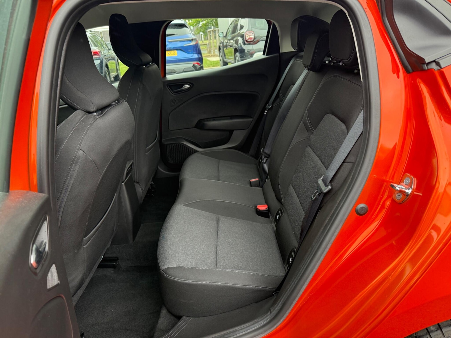 Used Renault Clio 2022 for sale - 76484438: Photo 16