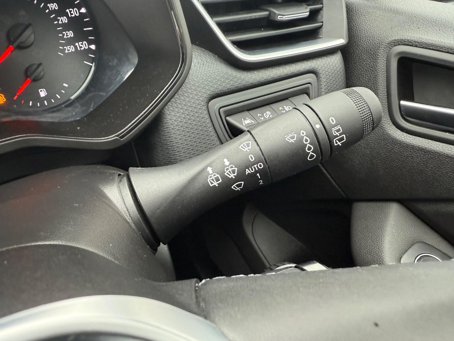 Used Renault Clio 2022 for sale - 76484438: Photo 34