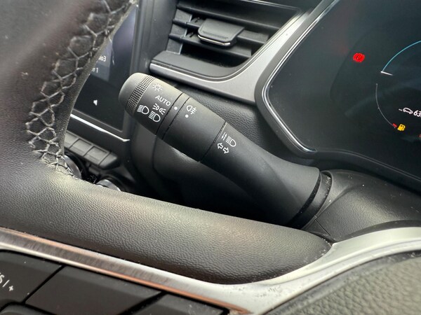 Used Renault Captur 2023 for sale - 75551811: Photo 34