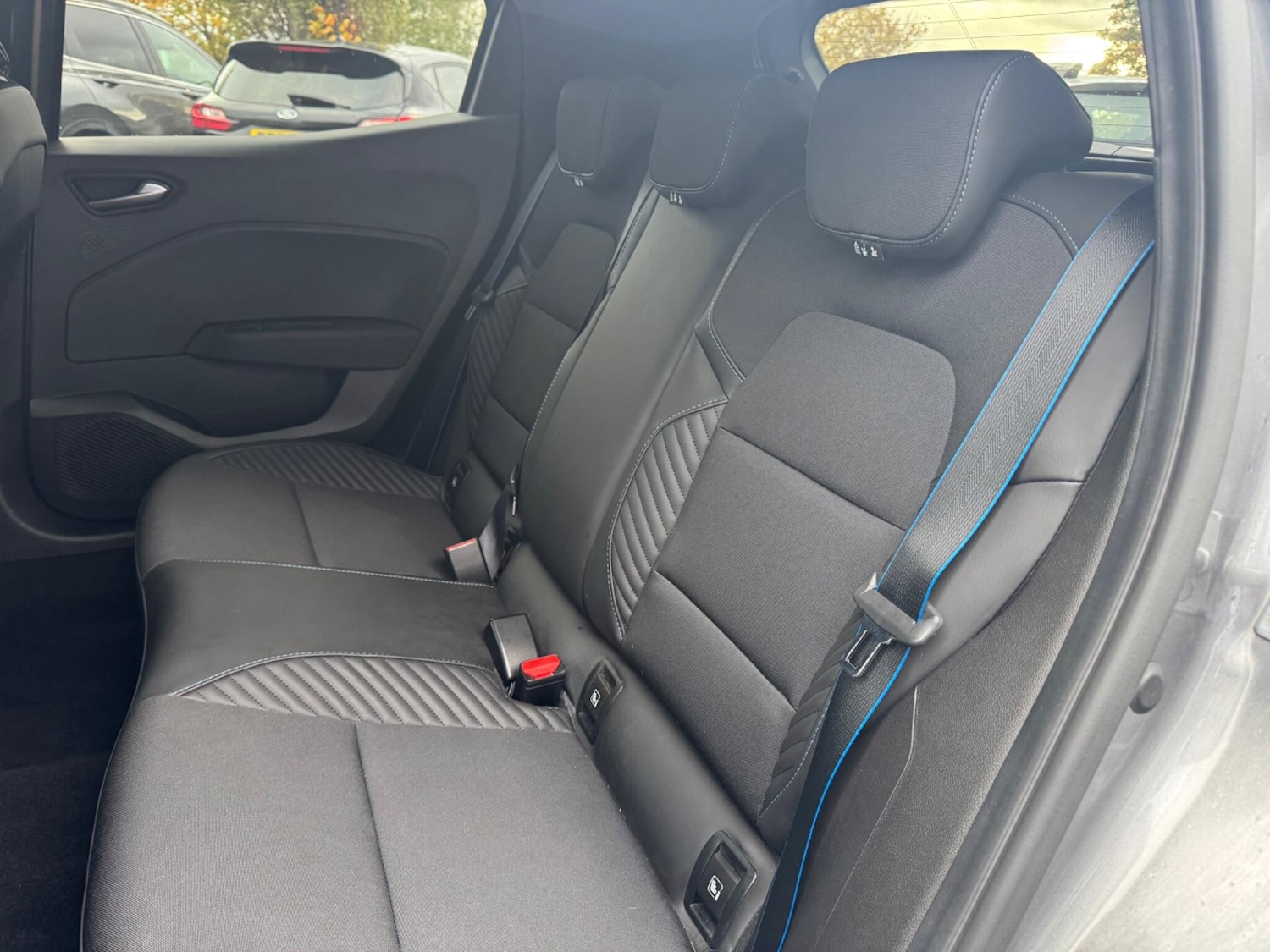 Used Renault Clio 2025 for sale - 76926941: Photo 16