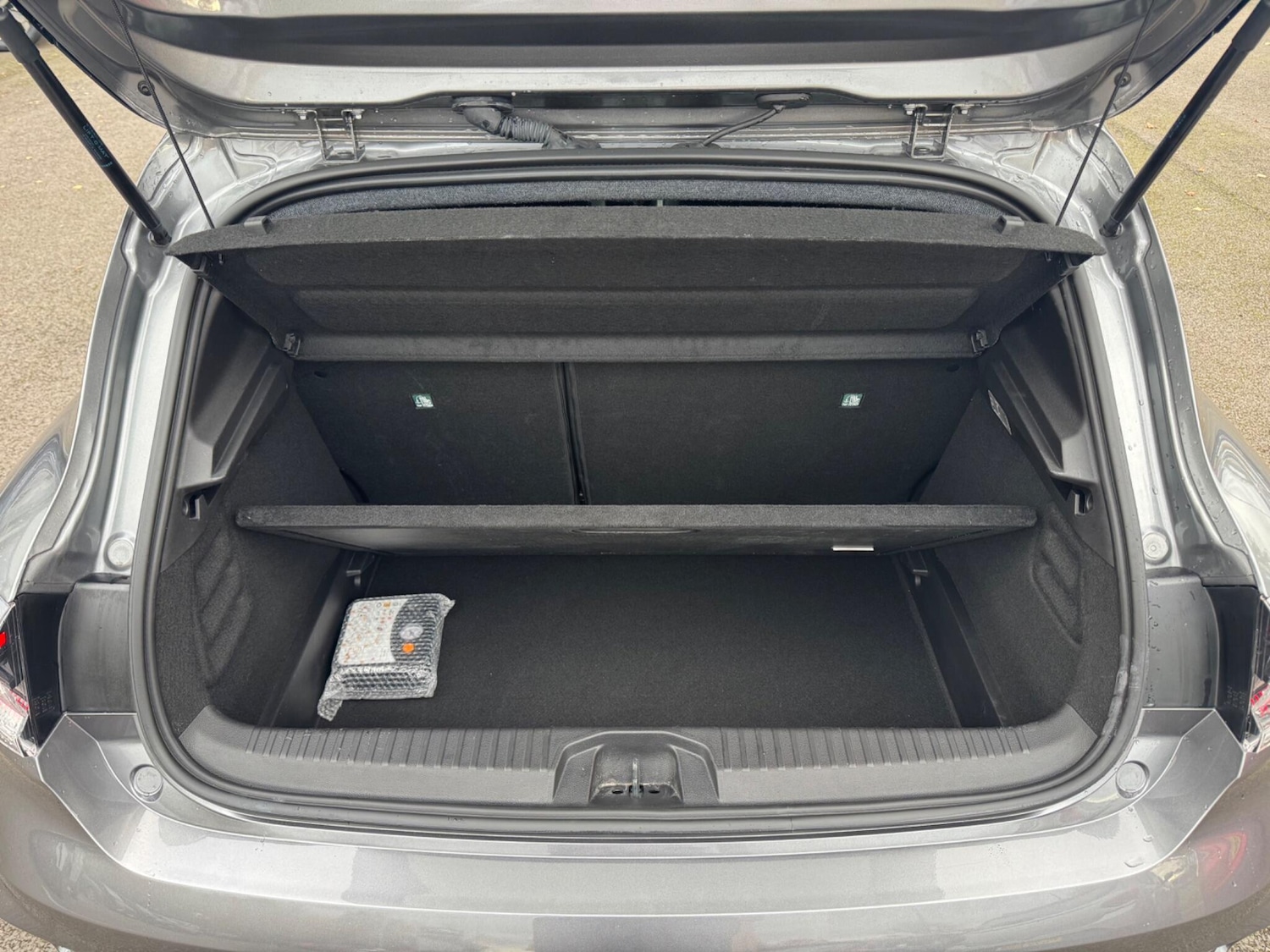 Used Renault Clio 2025 for sale - 76926941: Photo 39