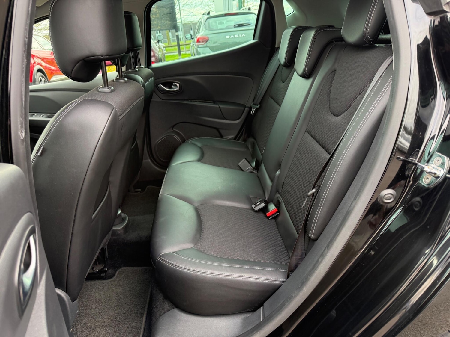 Used Renault Clio for sale - 78115858: Photo 16