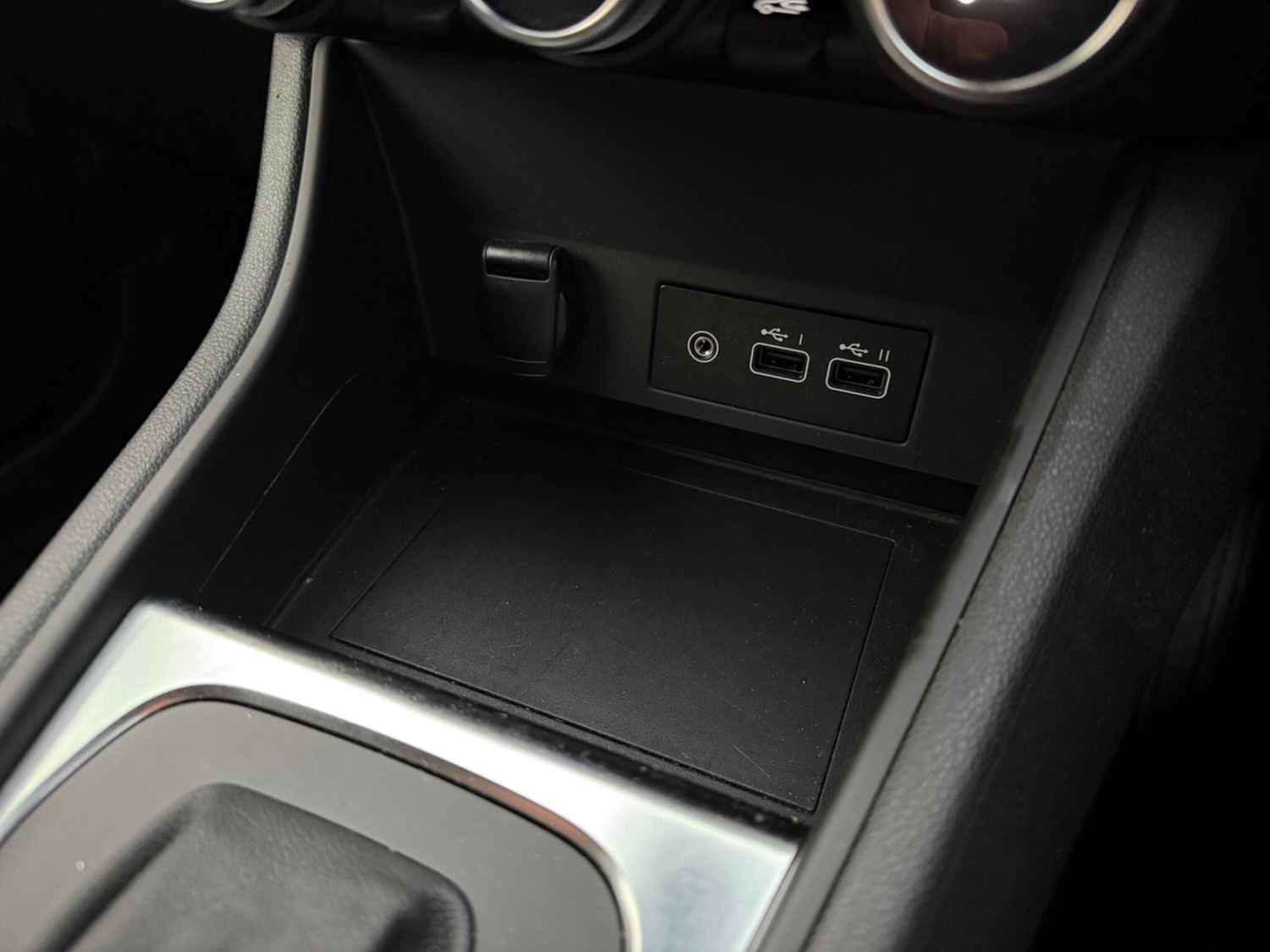 Used Renault Captur 2023 for sale - 76765439: Photo 34