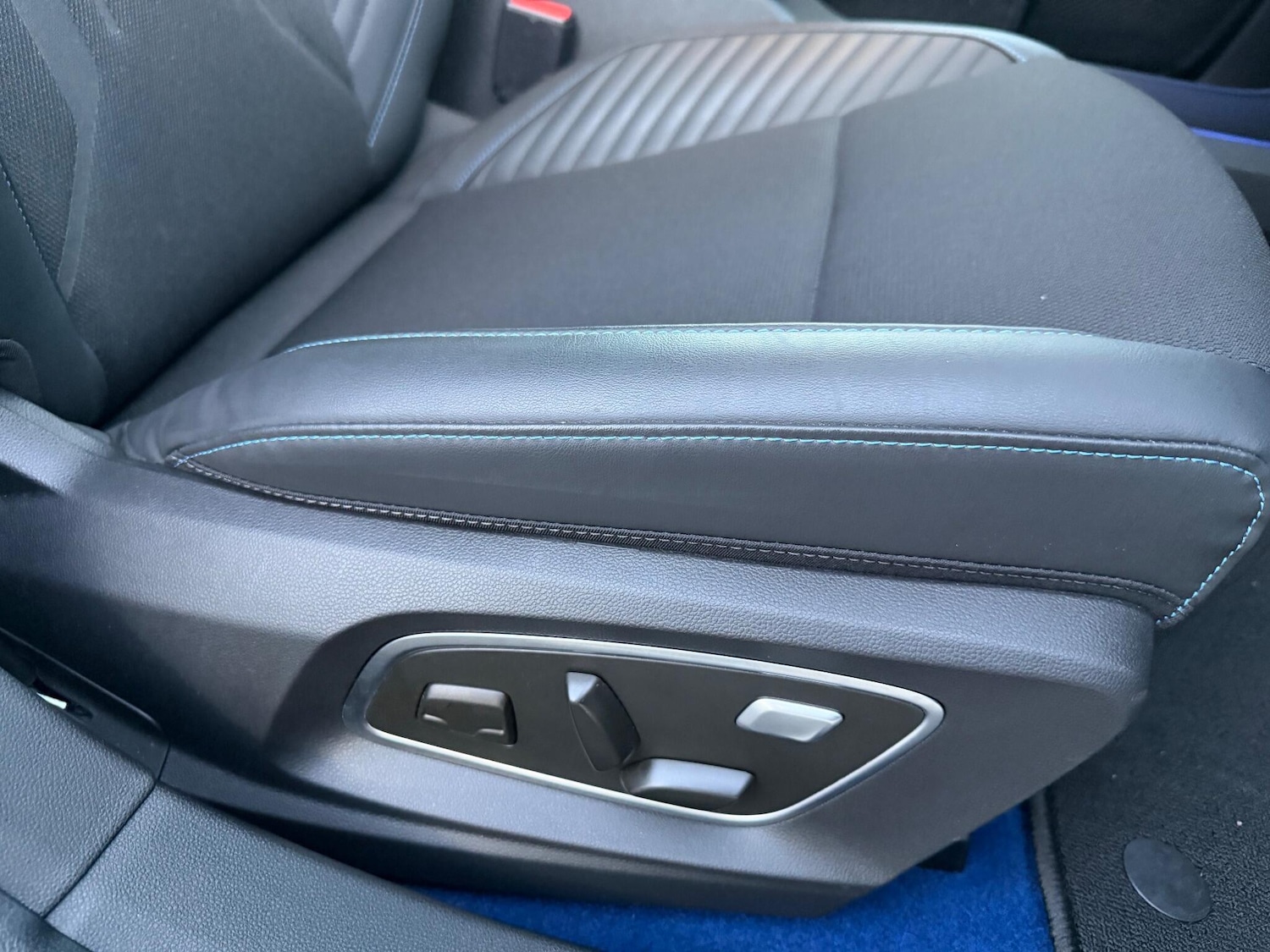 Used Renault Scenic E-Tech 2025 for sale - 77191875: Photo 50