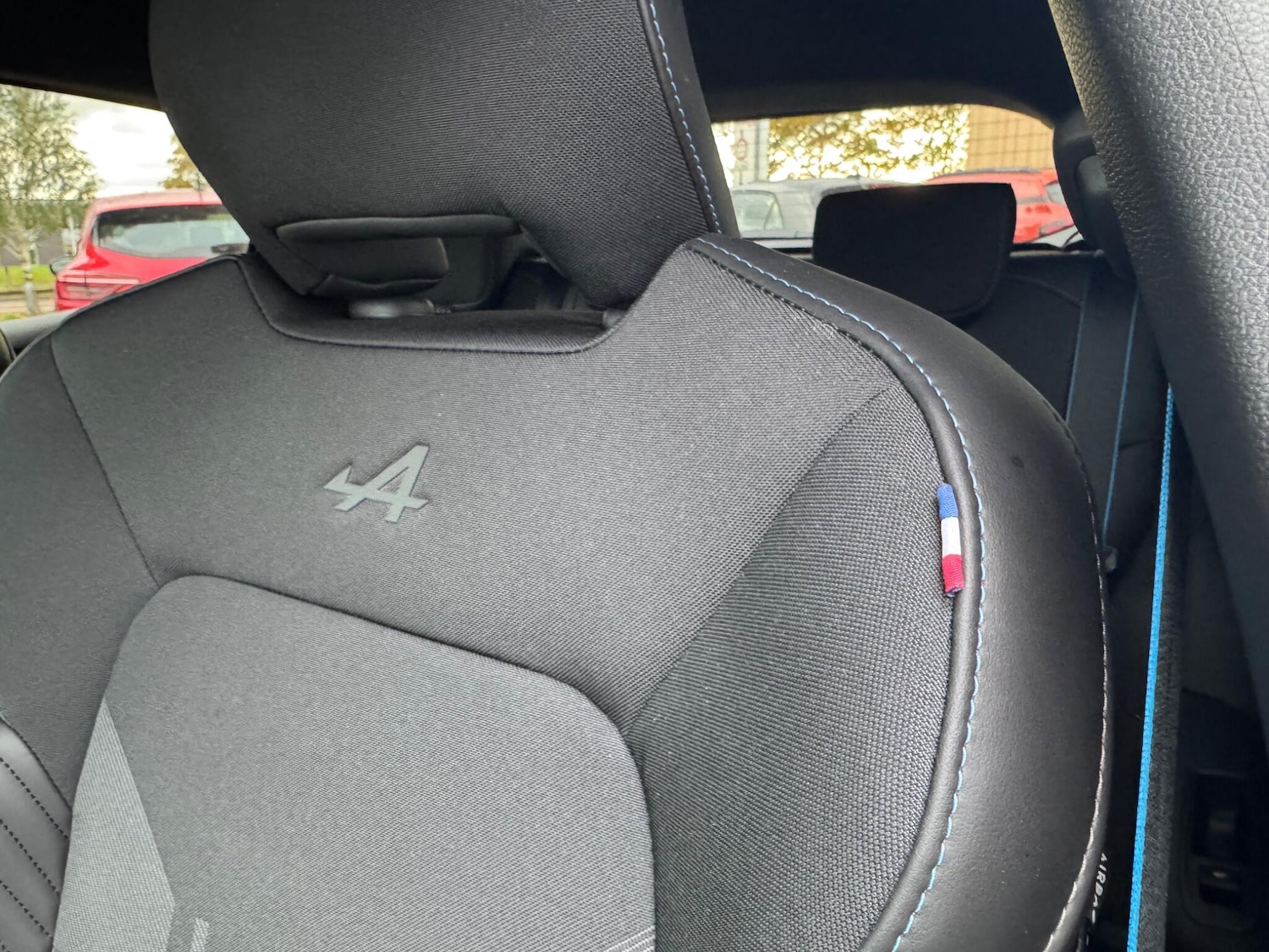 Used Renault Clio for sale - 77067044: Photo 50