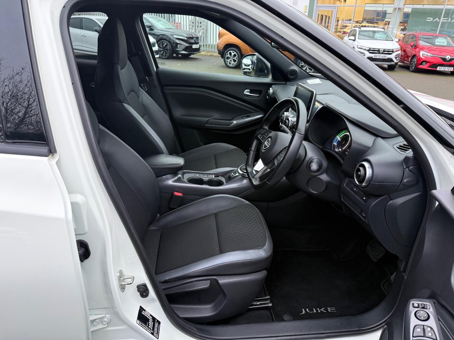 Used Nissan Juke 2023 for sale - 77191104: Photo 20