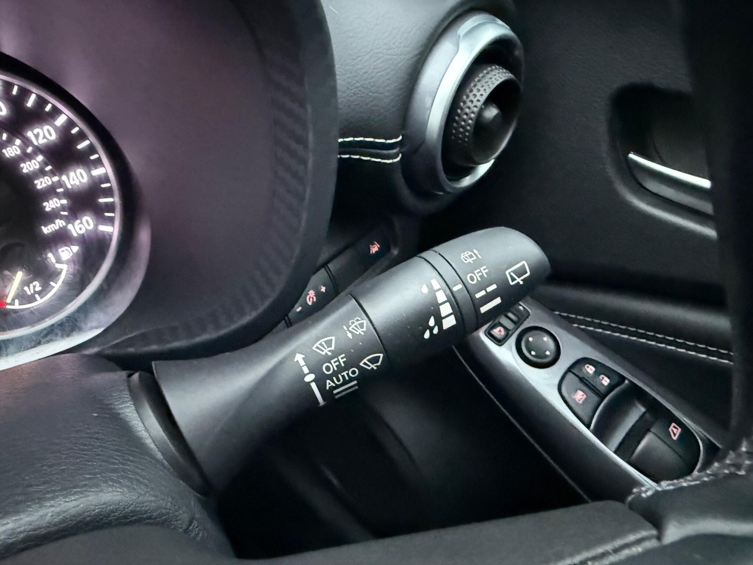 Used Nissan Juke 2023 for sale - 77191104: Photo 32