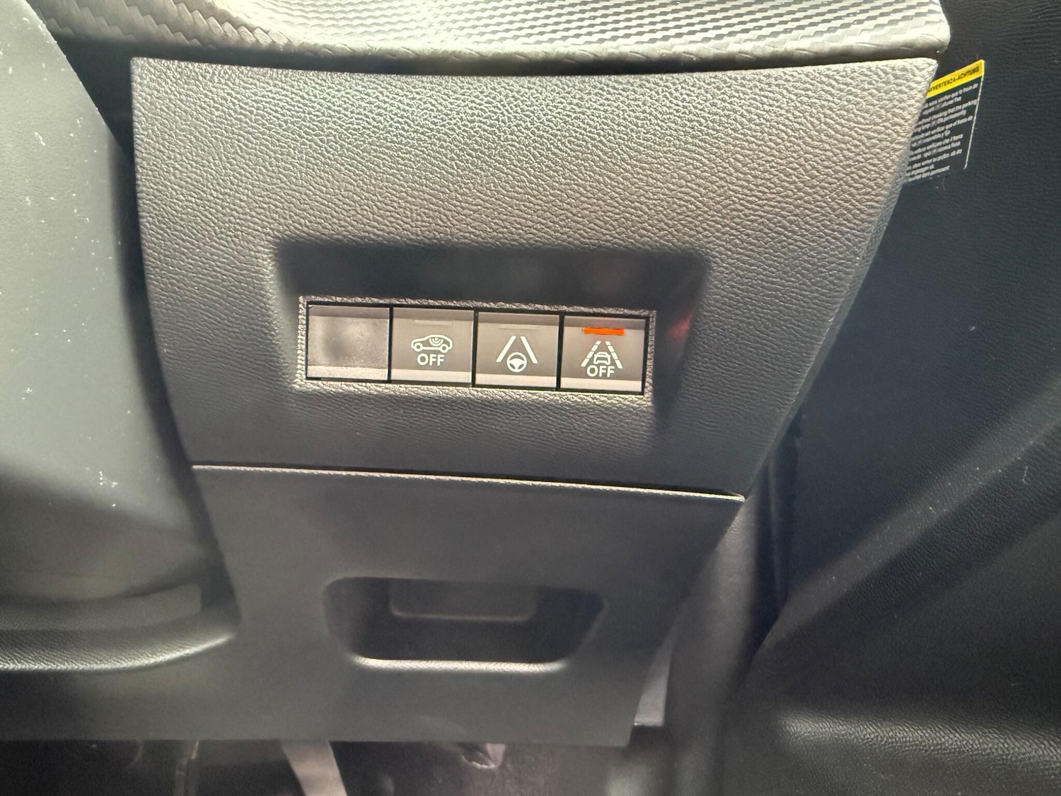 Used Peugeot 2008 2021 for sale - 77081283: Photo 42