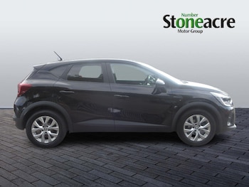 Used Renault Captur 2022 for sale - 75622601: Photo