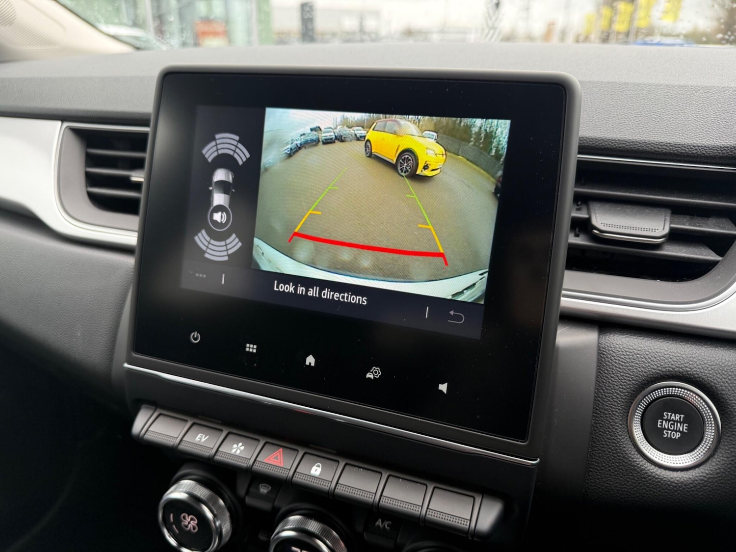 Used Renault Captur 2024 for sale - 77537255: Photo 19