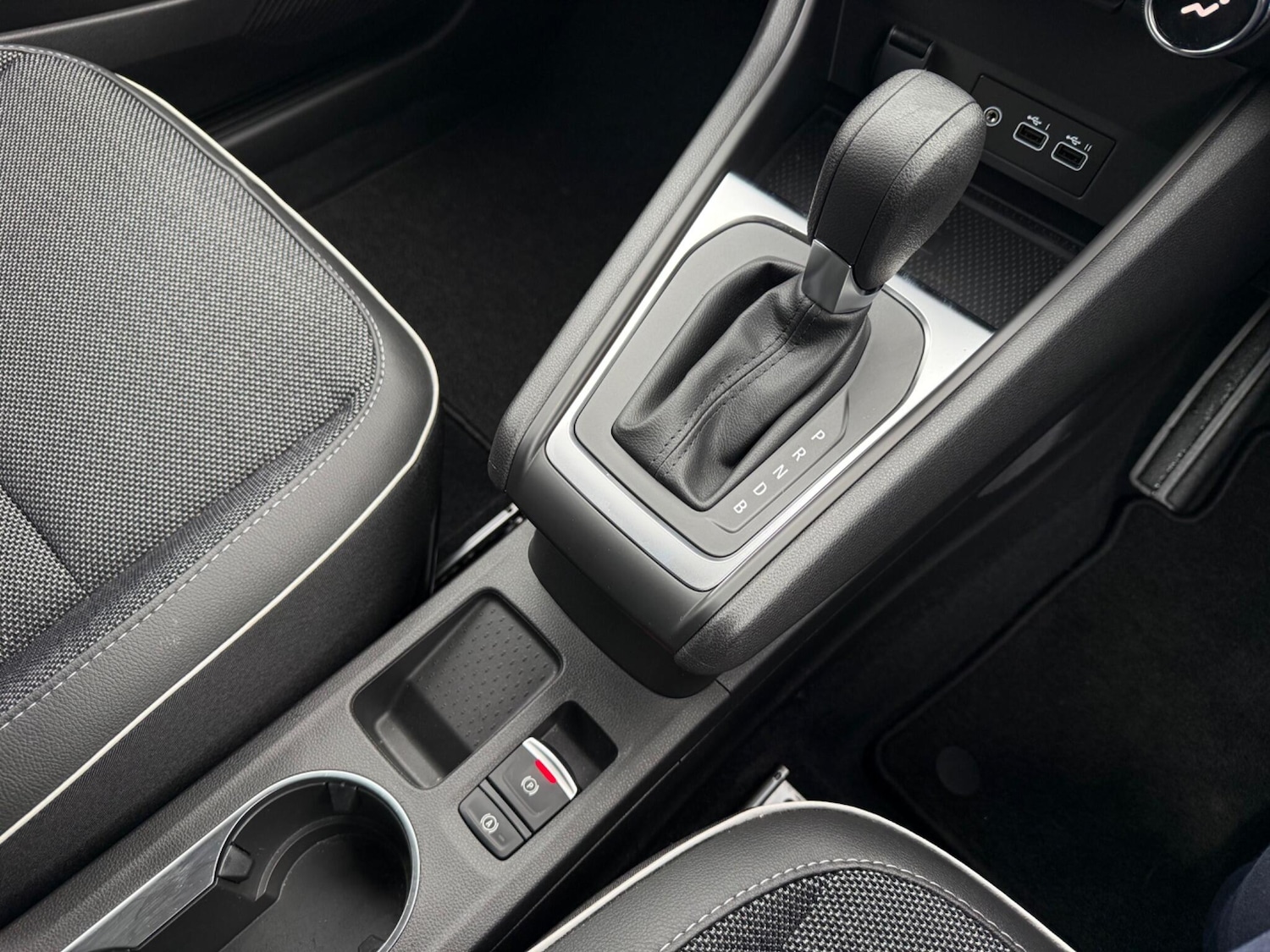 Used Renault Captur 2024 for sale - 77537255: Photo 27