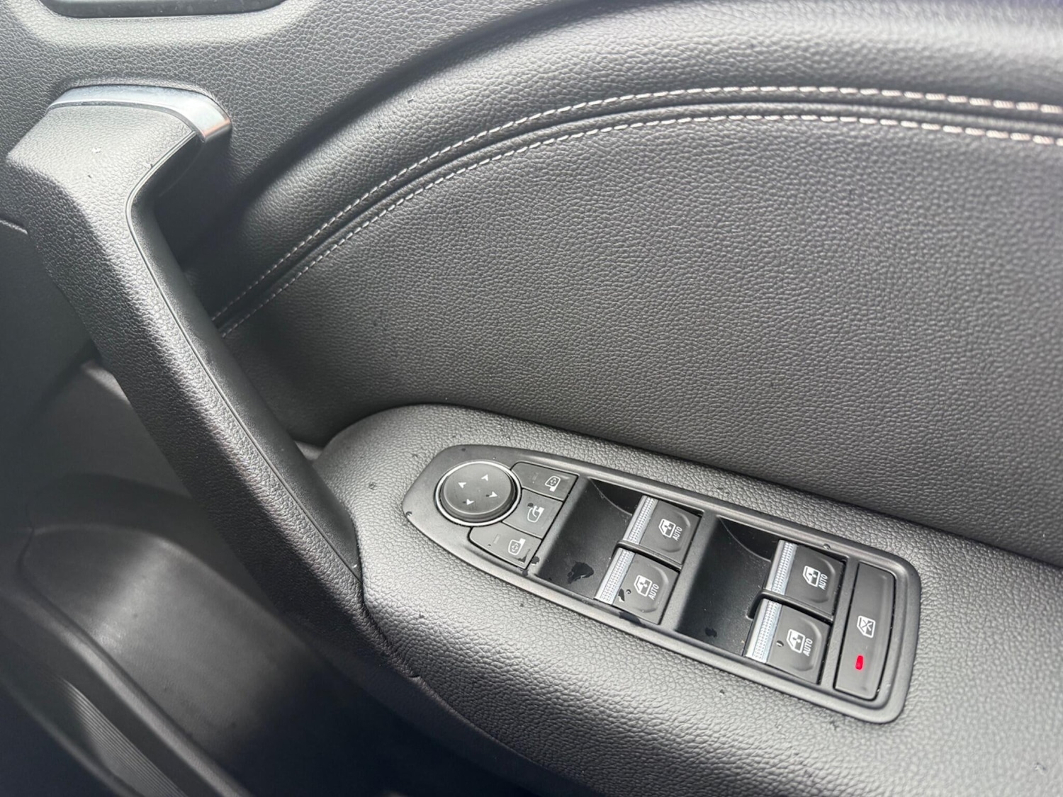 Used Renault Captur 2024 for sale - 77537255: Photo 31