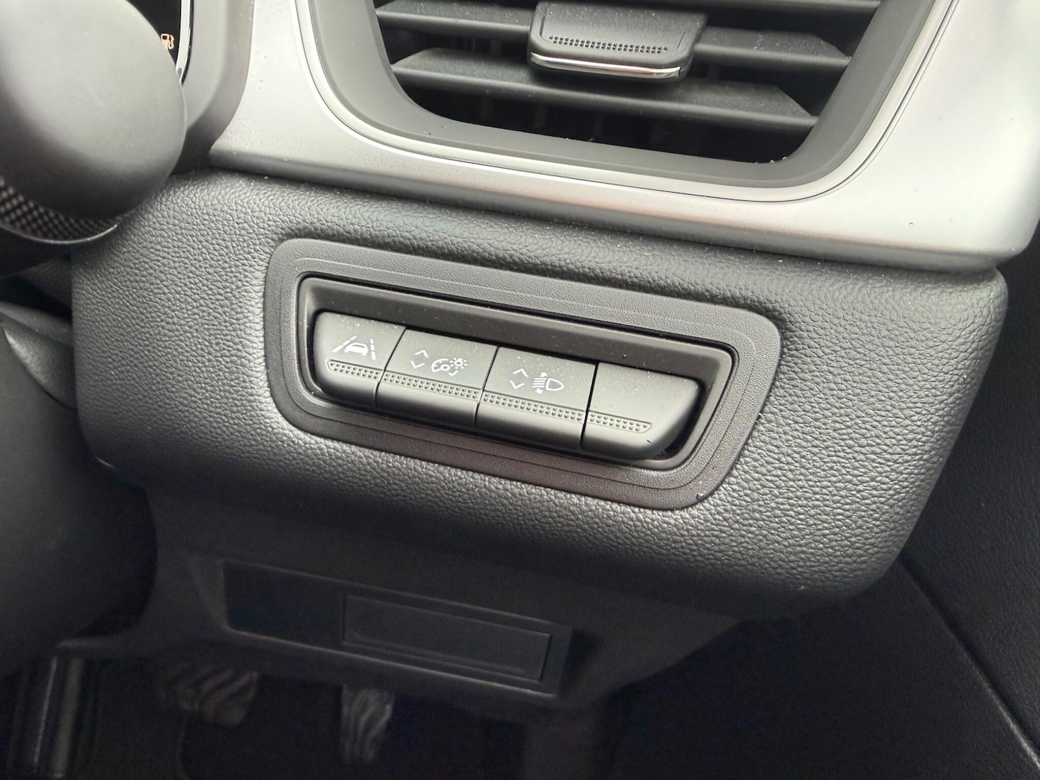 Used Renault Captur 2024 for sale - 77537255: Photo 32