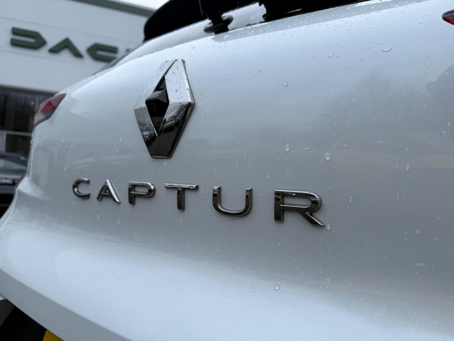 Used Renault Captur 2024 for sale - 77537255: Photo 4