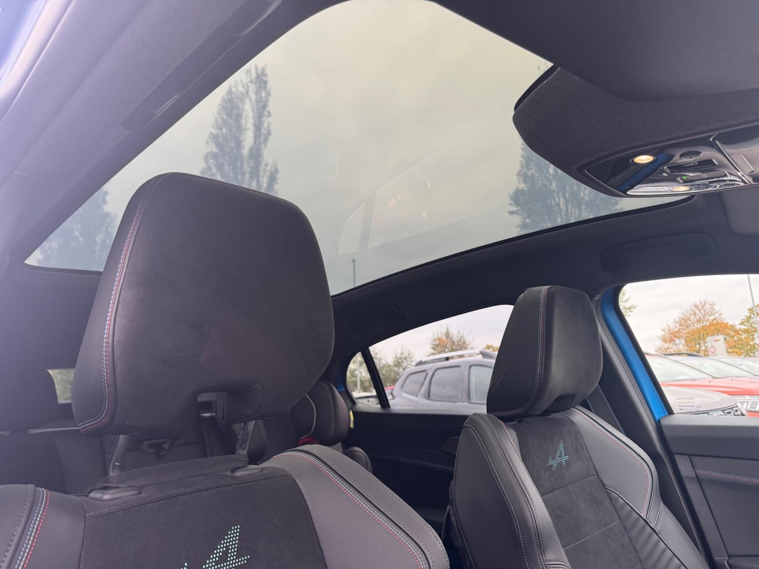 Used Renault Other 2025 for sale - 76326320: Photo 27