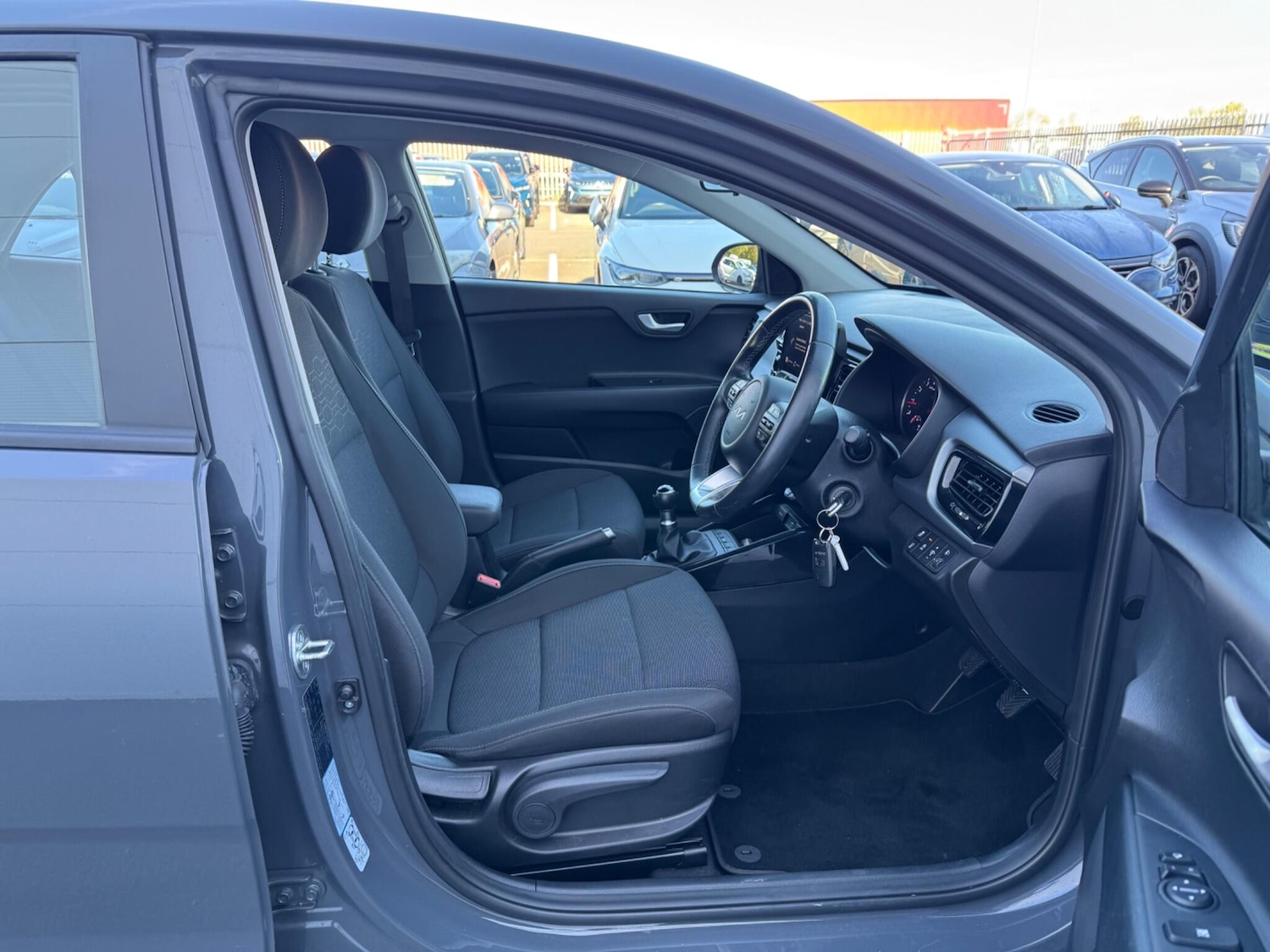 Used Kia Rio 2023 for sale - 76484313: Photo 17