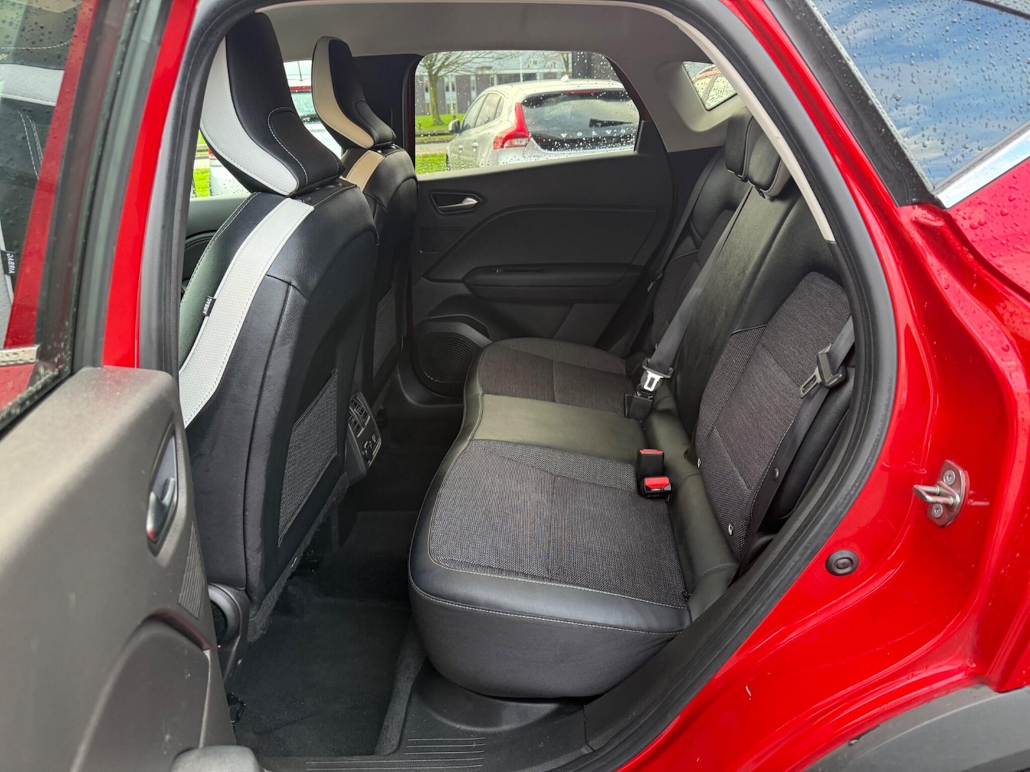 Used Renault Captur 2023 for sale - 77162945: Photo 19