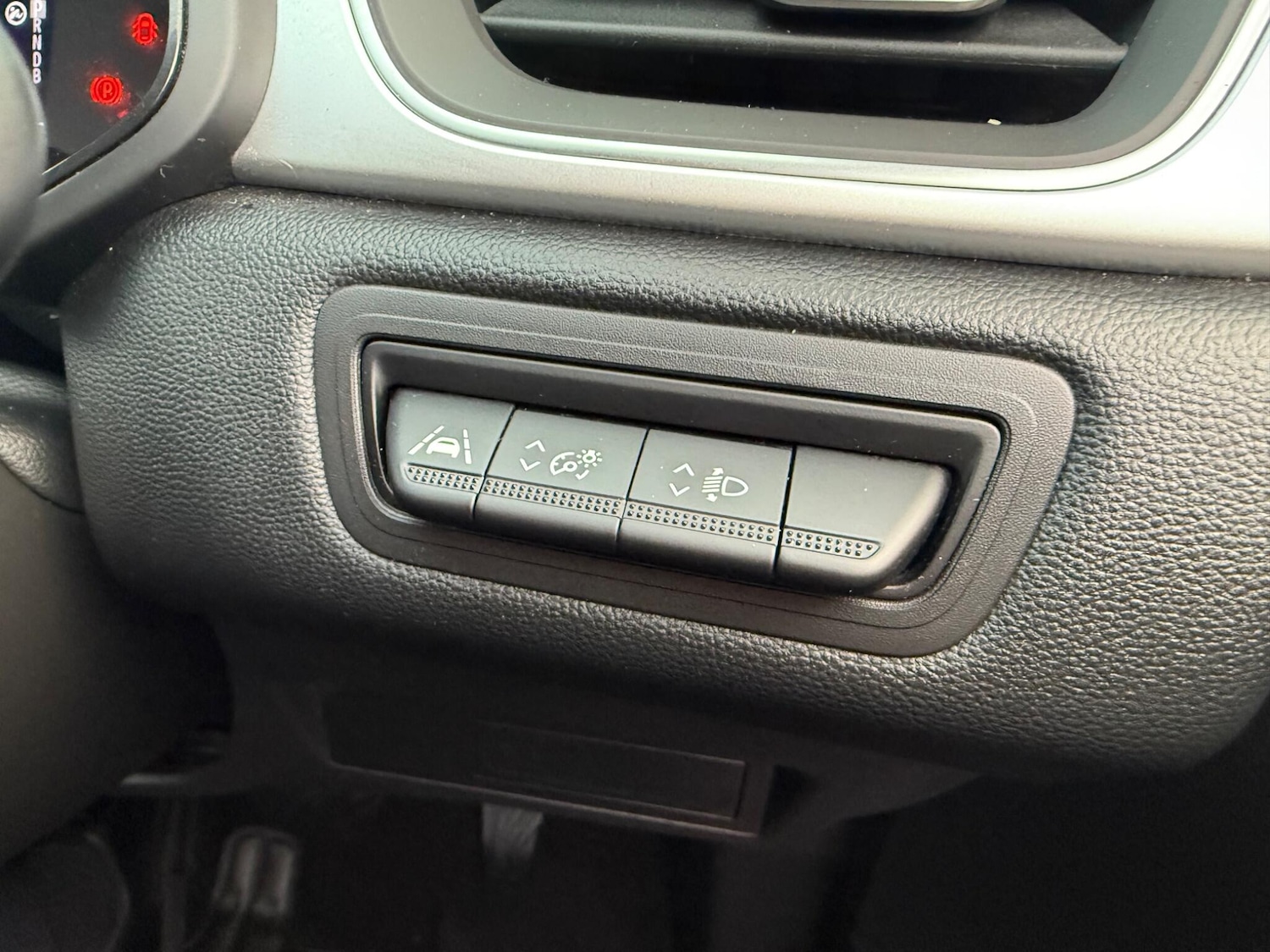 Used Renault Captur 2023 for sale - 77162945: Photo 40