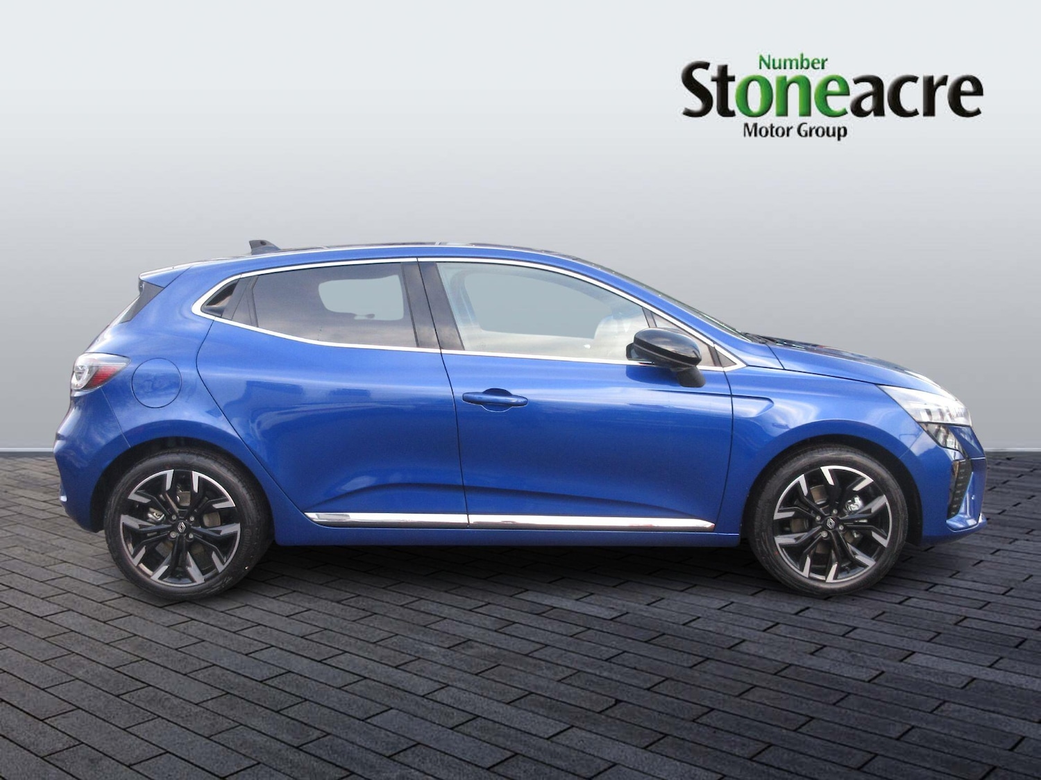 Used Renault Clio 2025 for sale - 77229622: Photo 2