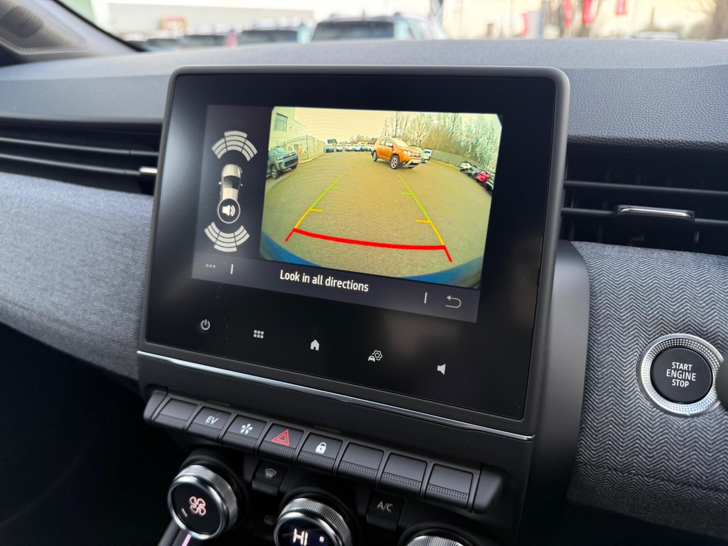 Used Renault Clio 2025 for sale - 77229622: Photo 27