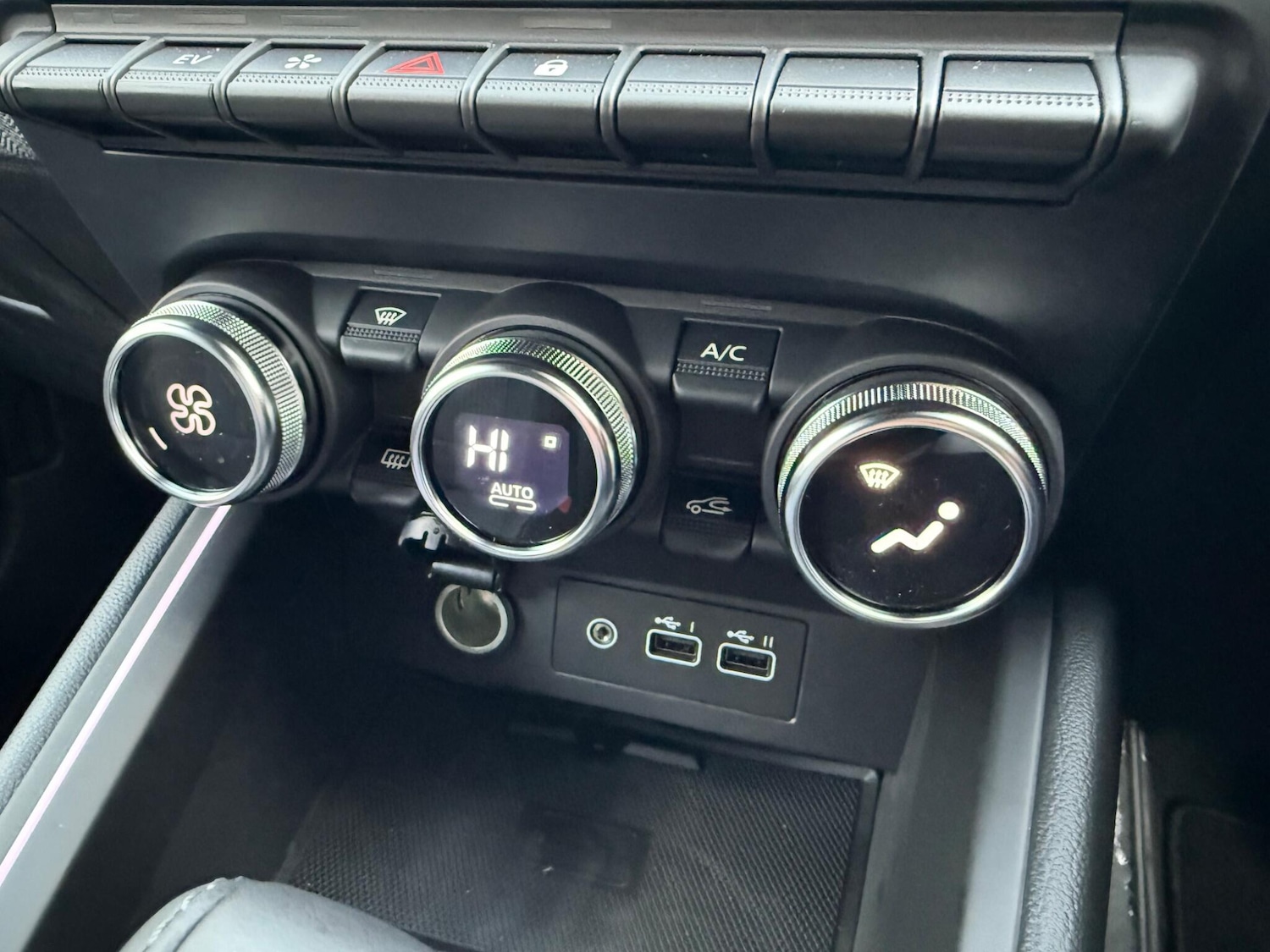 Used Renault Clio 2025 for sale - 77229622: Photo 31