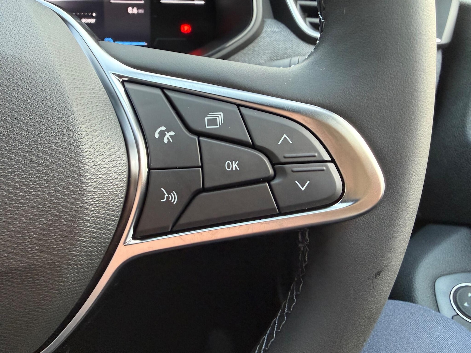 Used Renault Clio 2025 for sale - 77229622: Photo 36