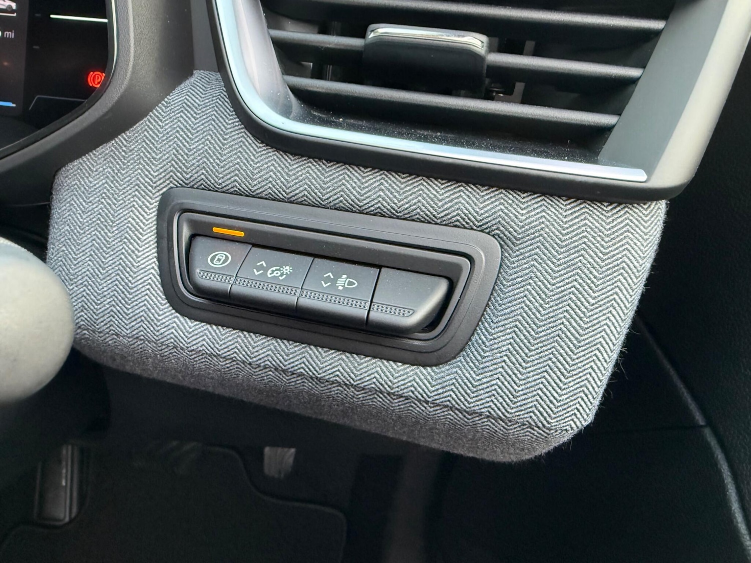 Used Renault Clio 2025 for sale - 77229622: Photo 40